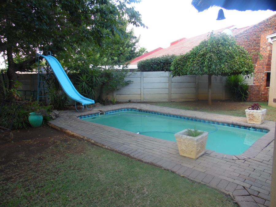 4 Bedroom Property for Sale in Riebeeckstad Free State